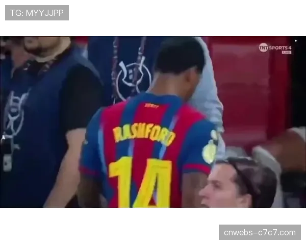 终场哨响阿拉维斯绝平庆祝,博耶梅开二度助球队保级路上关键一分 终场哨响阿拉维斯绝平庆祝,博耶梅开二度助球队保级路上关键一分